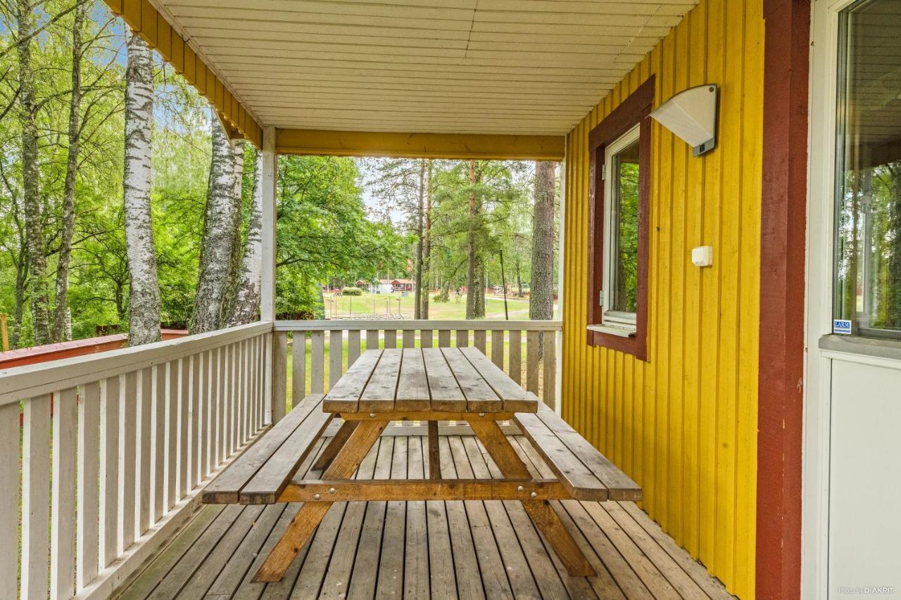 Отель First Camp Mellsta-Borlaenge Экстерьер фото