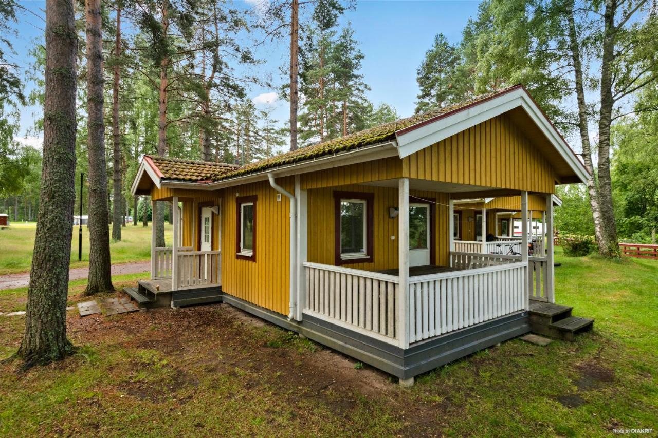 Отель First Camp Mellsta-Borlaenge Экстерьер фото