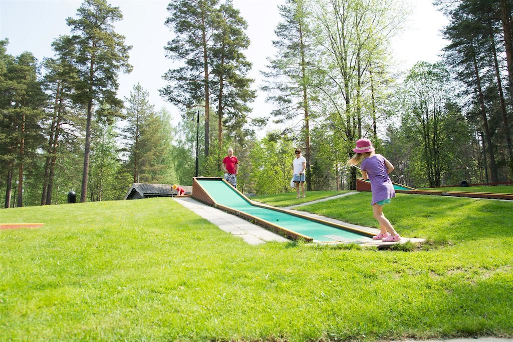 Отель First Camp Mellsta-Borlaenge Экстерьер фото