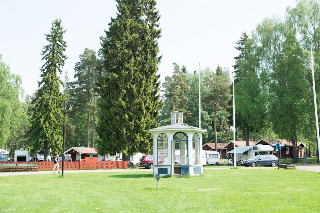Отель First Camp Mellsta-Borlaenge Экстерьер фото