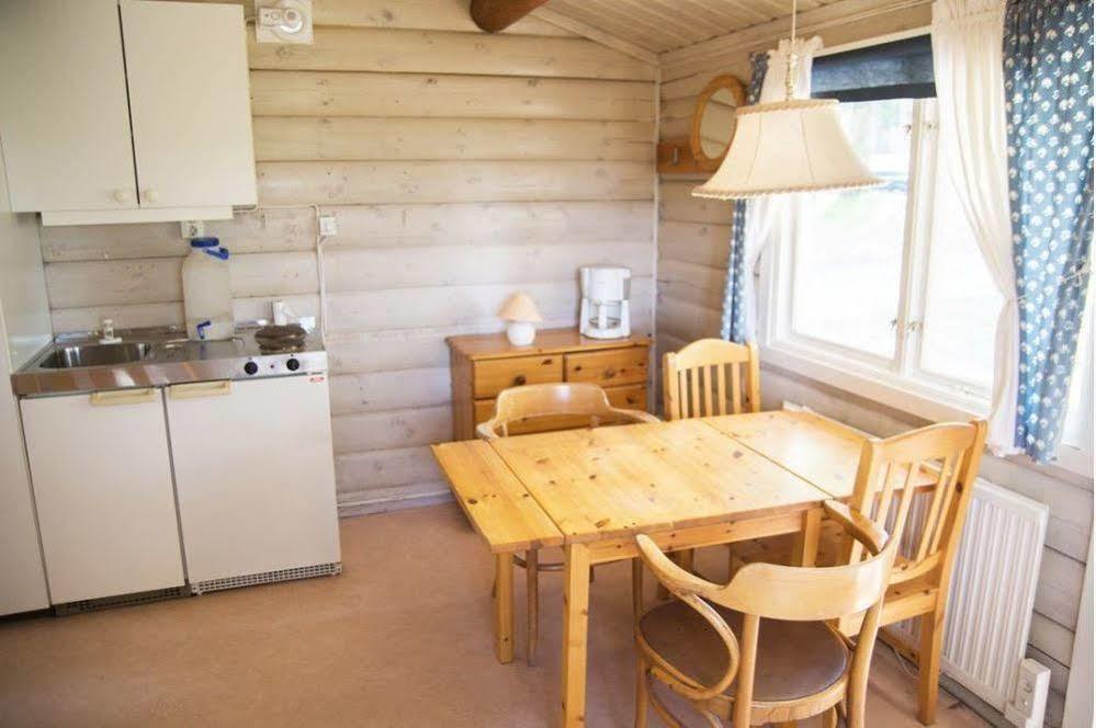 Отель First Camp Mellsta-Borlaenge Экстерьер фото
