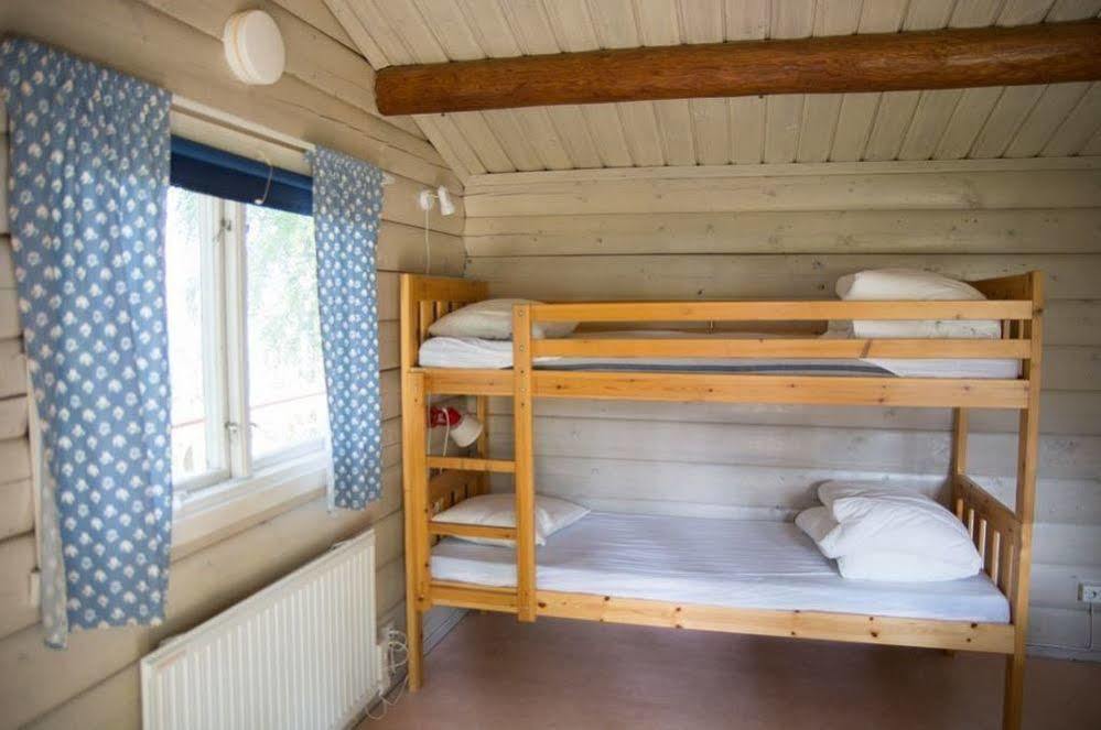 Отель First Camp Mellsta-Borlaenge Экстерьер фото
